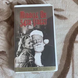 Miracle on the 34th street vhs